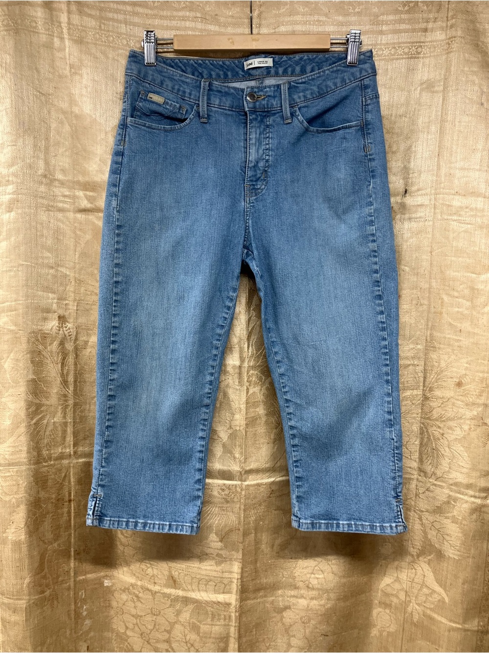 Lee Capri Jeans in Medium Blue